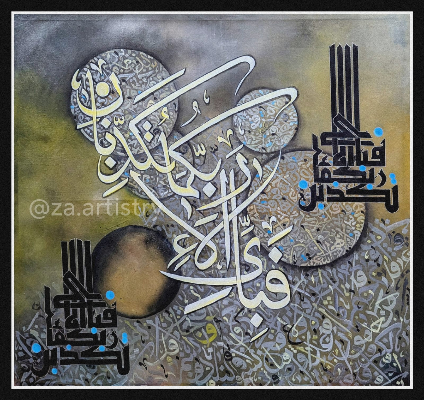 Fabi ayyi aala (Ochre, grey, gold) - Gallery-Wrapped Canvas Edge